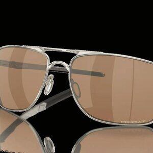 Oakley Gauge 8